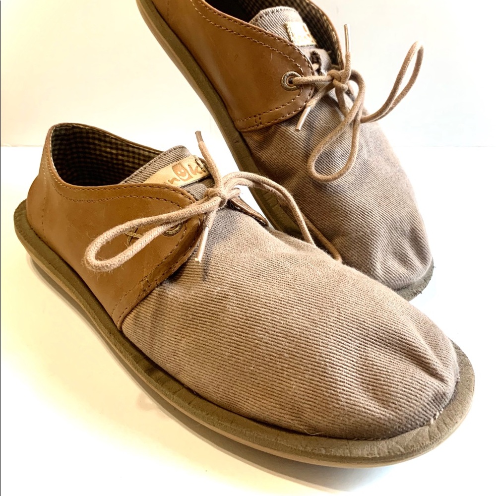 Sanuk Men’s size 10 casual shoe